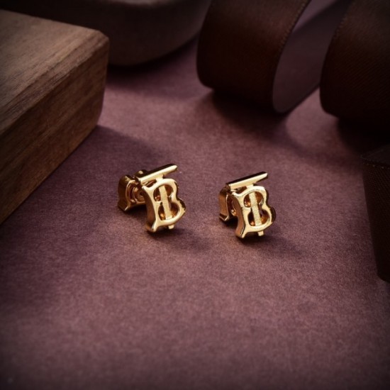 Mature Design Earrings 2023SS BURBERRY Burberry Mature Design Earrings 2023SS BURBERRY Burberry